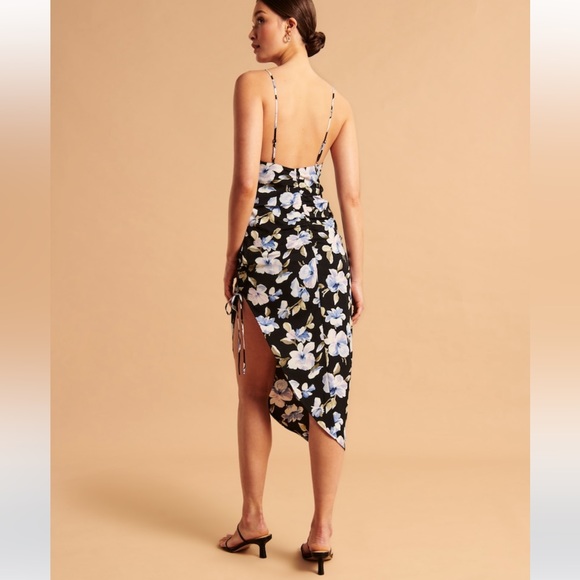 Abercrombie Cinched Asymmetrical Dress - Small - NWT - Picture 5 of 5